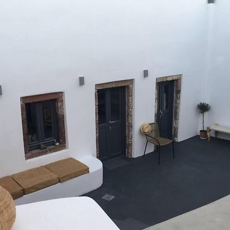 הוילה Pýrgos Santorini Folia Cave House With Jacuzzi מראה חיצוני תמונה